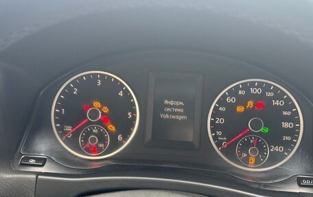 Volkswagen Tiguan I, 2011 год, 975 000 рублей, 3 фотография