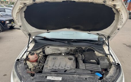 Volkswagen Tiguan I, 2011 год, 975 000 рублей, 2 фотография