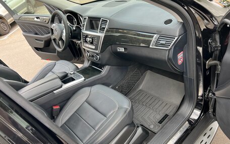 Mercedes-Benz GL-Класс, 2015 год, 3 100 000 рублей, 17 фотография