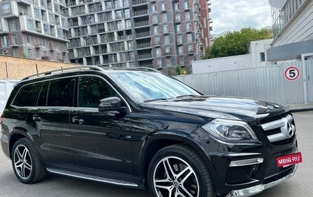 Mercedes-Benz GL-Класс, 2015 год, 3 100 000 рублей, 9 фотография