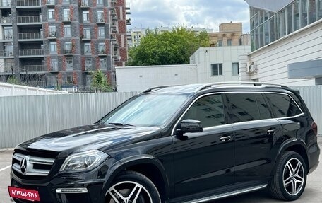 Mercedes-Benz GL-Класс, 2015 год, 3 100 000 рублей, 10 фотография