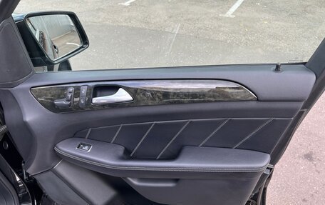 Mercedes-Benz GL-Класс, 2015 год, 3 100 000 рублей, 24 фотография