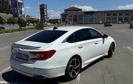Honda Accord IX рестайлинг, 2020 год, 2 600 000 рублей, 2 фотография
