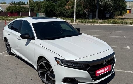 Honda Accord IX рестайлинг, 2020 год, 2 600 000 рублей, 3 фотография