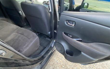 Nissan Leaf I, 2013 год, 685 000 рублей, 2 фотография