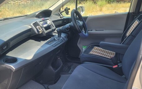 Honda Freed I, 2010 год, 800 000 рублей, 14 фотография