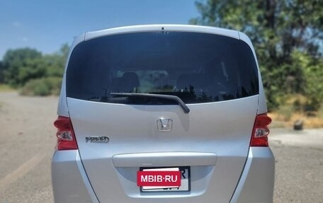 Honda Freed I, 2010 год, 800 000 рублей, 7 фотография