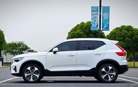 Volvo XC40 I, 2022 год, 2 450 000 рублей, 4 фотография