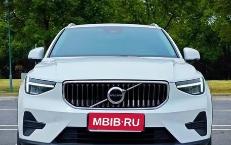 Volvo XC40 I, 2022 год, 2 450 000 рублей, 2 фотография