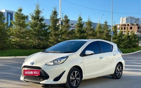 Toyota Aqua I, 2018 год, 1 375 000 рублей, 7 фотография
