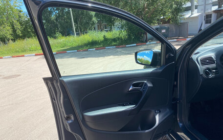 Volkswagen Polo VI (EU Market), 2015 год, 945 000 рублей, 8 фотография