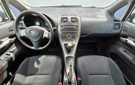 Toyota Auris II, 2008 год, 650 000 рублей, 11 фотография