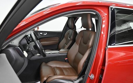 Volvo XC60 II, 2018 год, 2 495 000 рублей, 7 фотография