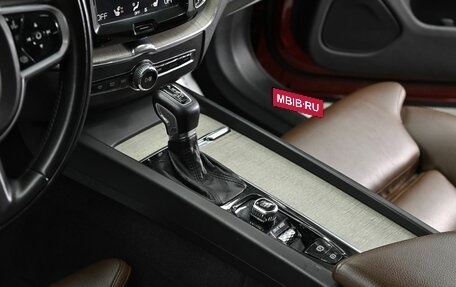 Volvo XC60 II, 2018 год, 2 495 000 рублей, 11 фотография