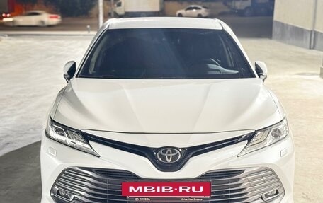 Toyota Camry, 2018 год, 2 450 000 рублей, 12 фотография