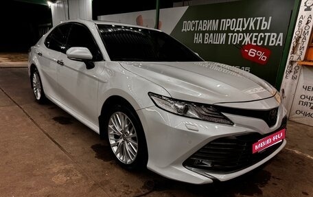 Toyota Camry, 2018 год, 2 450 000 рублей, 14 фотография