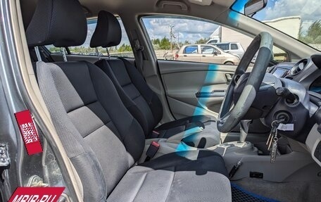 Honda Insight II рестайлинг, 2009 год, 750 000 рублей, 7 фотография