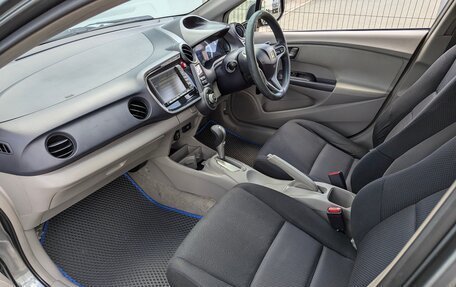Honda Insight II рестайлинг, 2009 год, 750 000 рублей, 24 фотография