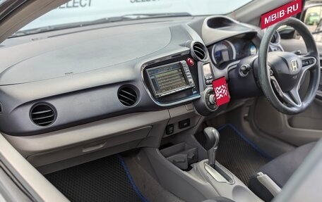 Honda Insight II рестайлинг, 2009 год, 750 000 рублей, 23 фотография