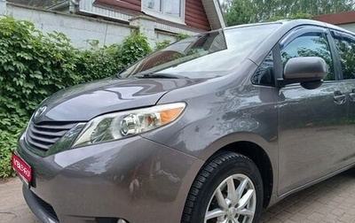 Toyota Sienna III, 2010 год, 2 250 000 рублей, 1 фотография