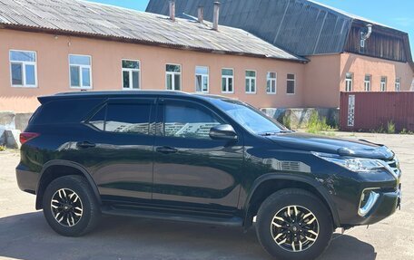 Toyota Fortuner II, 2018 год, 3 640 000 рублей, 2 фотография