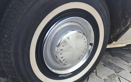 Chrysler Newport VI, 1975 год, 2 650 000 рублей, 4 фотография