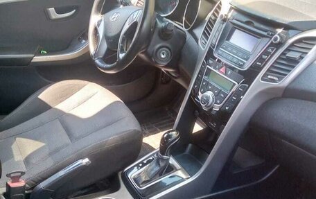 Hyundai i30 II рестайлинг, 2013 год, 1 080 000 рублей, 10 фотография