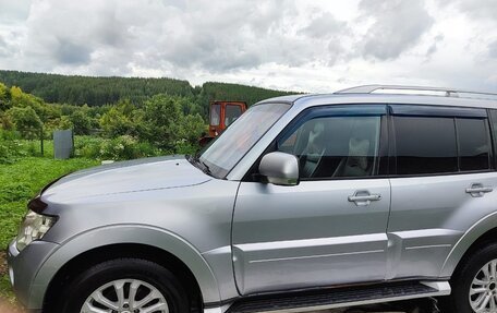Mitsubishi Pajero IV, 2008 год, 1 990 000 рублей, 3 фотография