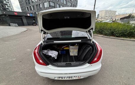 Jaguar XJ IV (X351), 2010 год, 2 120 000 рублей, 12 фотография