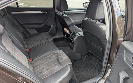 Skoda Superb III рестайлинг, 2016 год, 1 600 000 рублей, 10 фотография