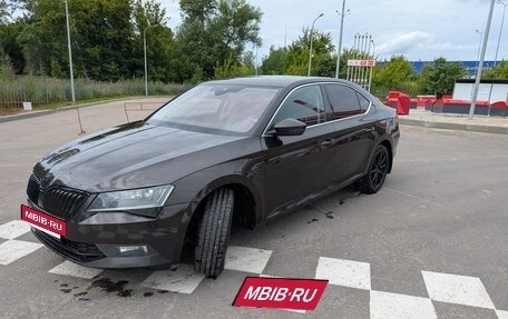 Skoda Superb III рестайлинг, 2016 год, 1 600 000 рублей, 12 фотография