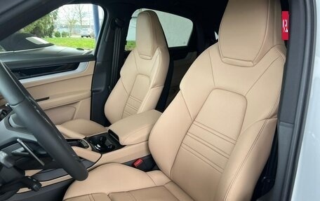 Porsche Cayenne III, 2025 год, 15 500 000 рублей, 14 фотография