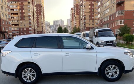 Mitsubishi Outlander III рестайлинг 3, 2012 год, 1 600 000 рублей, 5 фотография