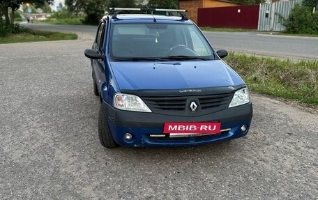 Renault Logan I, 2005 год, 160 000 рублей, 3 фотография
