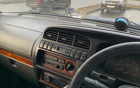 Isuzu Bighorn II, 1996 год, 650 000 рублей, 12 фотография
