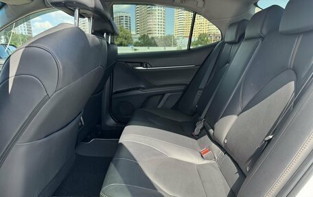 Toyota Camry, 2018 год, 2 540 000 рублей, 13 фотография
