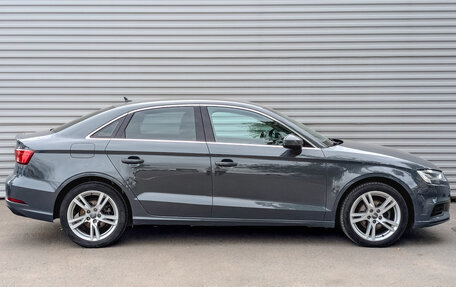 Audi A3, 2019 год, 1 970 000 рублей, 4 фотография