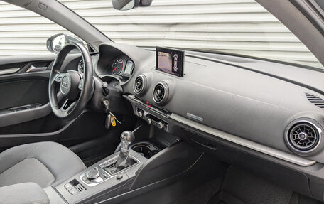 Audi A3, 2019 год, 1 970 000 рублей, 11 фотография