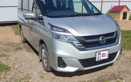 Nissan Serena IV, 2018 год, 2 300 000 рублей, 2 фотография