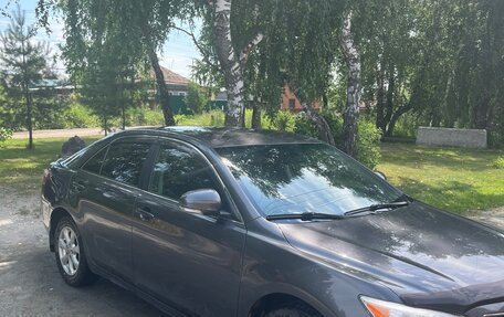 Toyota Camry, 2011 год, 2 100 000 рублей, 5 фотография