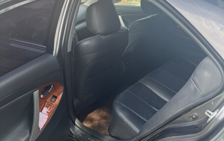 Toyota Camry, 2011 год, 2 100 000 рублей, 8 фотография