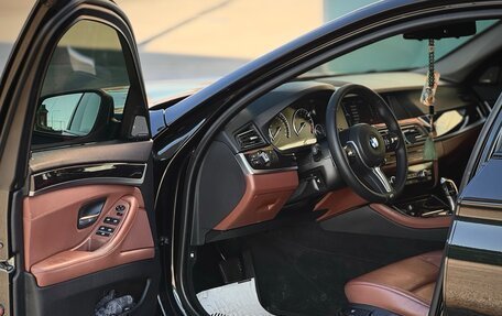 BMW 5 серия, 2011 год, 1 980 000 рублей, 8 фотография