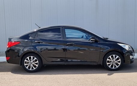 Hyundai Solaris II рестайлинг, 2015 год, 990 000 рублей, 5 фотография