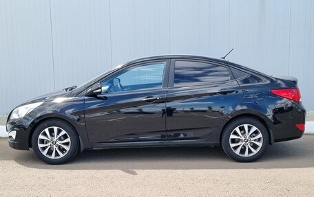 Hyundai Solaris II рестайлинг, 2015 год, 990 000 рублей, 4 фотография