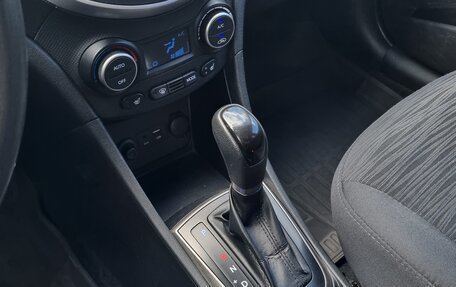 Hyundai Solaris II рестайлинг, 2015 год, 990 000 рублей, 17 фотография