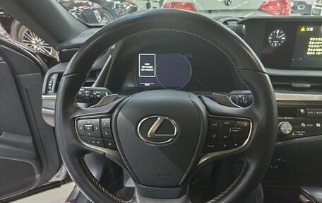 Lexus ES VII, 2021 год, 2 850 000 рублей, 11 фотография
