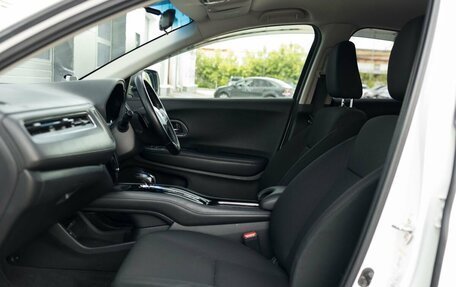 Honda Vezel, 2013 год, 1 600 000 рублей, 19 фотография