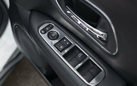 Honda Vezel, 2013 год, 1 600 000 рублей, 17 фотография