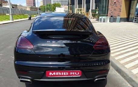 Porsche Panamera II рестайлинг, 2015 год, 4 000 000 рублей, 3 фотография