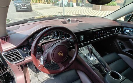 Porsche Panamera II рестайлинг, 2015 год, 4 000 000 рублей, 13 фотография